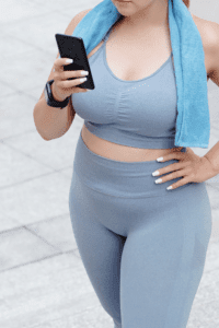 woman searching for body positive fitness