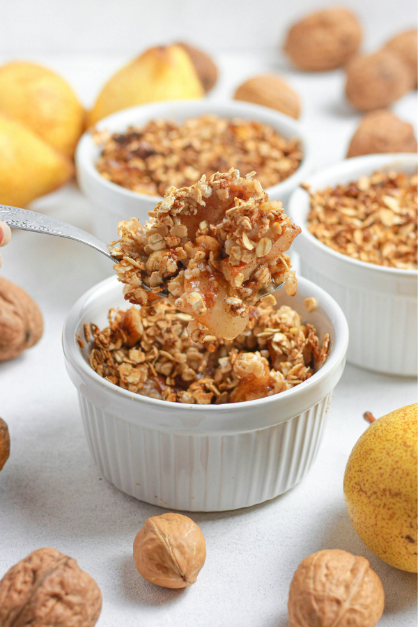 gluten free apple crisp in a ceramic dish